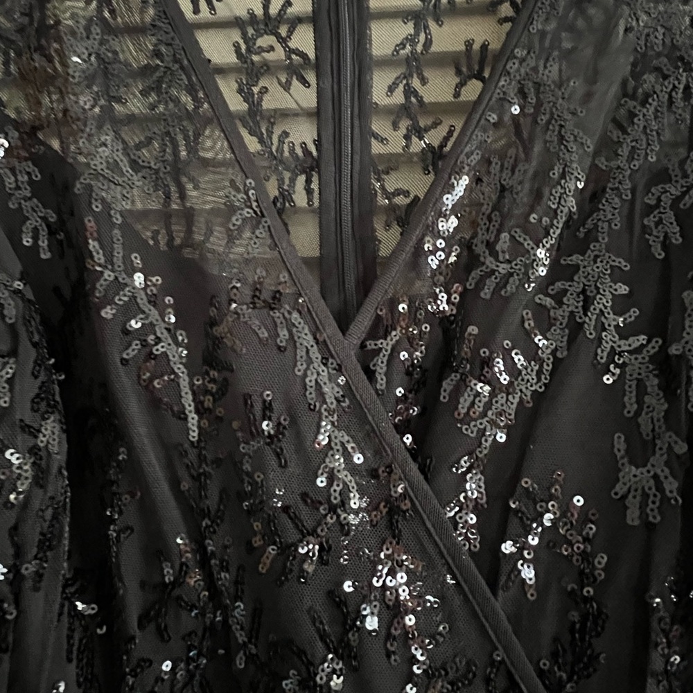 NWT Gorgeous long black dress with lovely detail size 22W or 20W - Picture 4 of 11